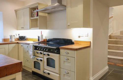 The Old Manor House - Photo 16