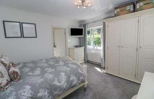 Cornerstone - Photo 17