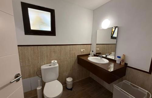 Villa LiLo Private House with Heated Pool - Foto 40