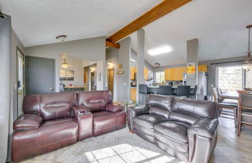 Yard Space with Fire Pit Kenai Getaway! - Foto 6