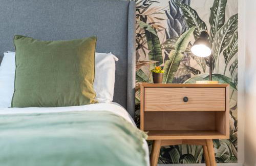 4Bed 3bath Bedford Sleeps 7 Driveway parking for 2 - Foto 26