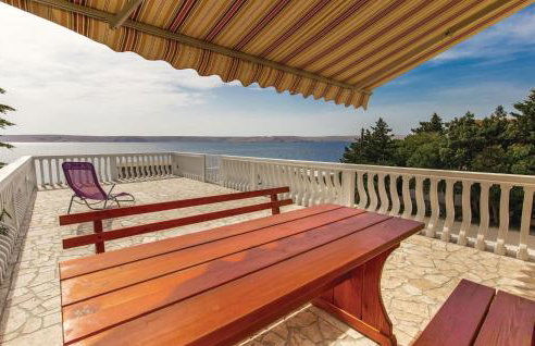 Gorgeous Apartment In Lukovo Sugarje - Foto 9