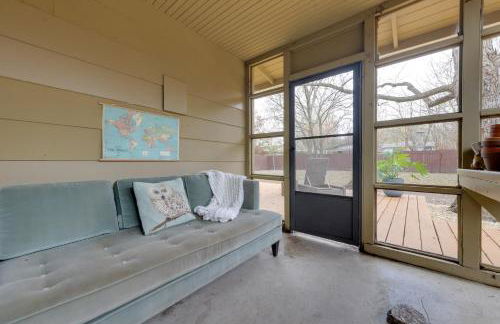 6 Mi to Dtwn Austin Home with Screened Porch and Yard - Foto 23