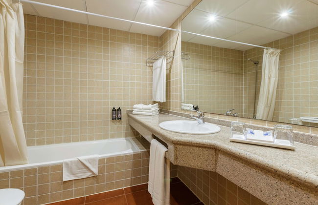 Apartamentos Best Alcazar - Foto 31