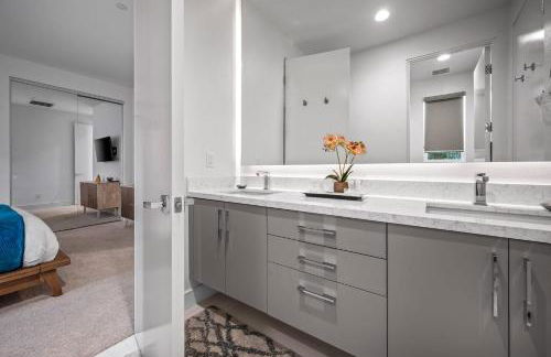 1 mi from Tennis Garden - Corn hole - Pool Access - Foto 22