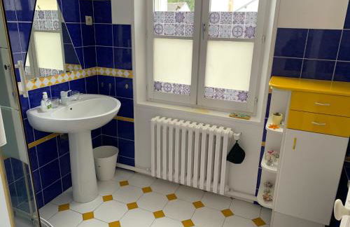 Maison atypique avec jardin à Évreux - Foto 17