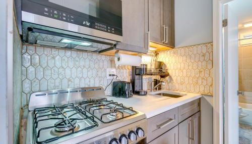 Centrally Located Ocean City Apt < 1 Mi to Beaches - Foto 2