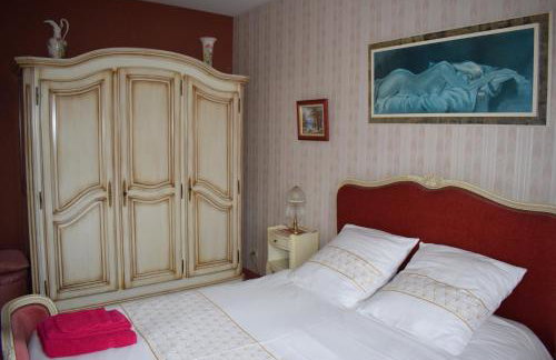 "Chez Vivi" logement 7 p classé 3 étoiles dans une belle maison au calme avec grande terrasse, balcon indépendant et wifi gratuite - Photo 11