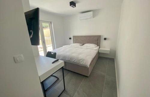 Marina Bay - Exclusive Apartment with Private Pool and Adriatic Sea View - Foto 15