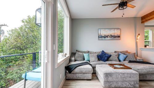 Astoria Home Base with River Views, 3 Mi to Dtwn! - Foto 4