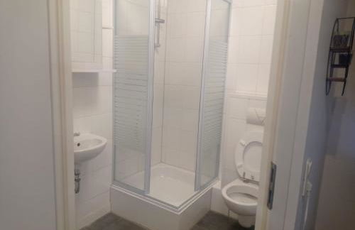 Work and Stay 6 Zimmer 150qm 12 Betten 3 Badezimmer - Foto 11