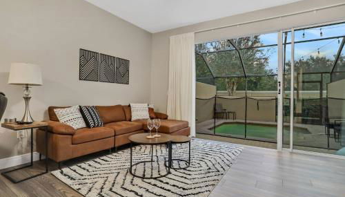 Elegant Townhome w Water Park near Disney Parks - Foto 3