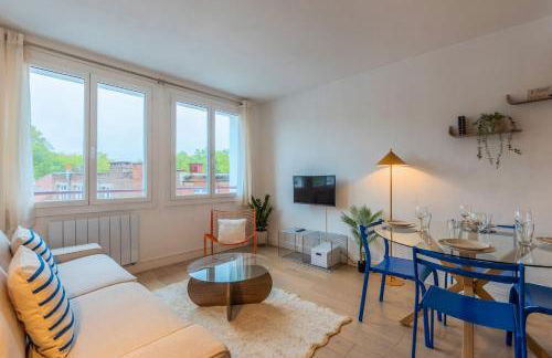 Two bedroom apartment near shops & tram - Foto 3