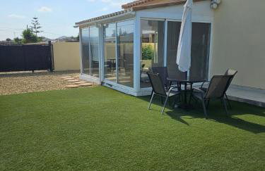 Villa - Sleeps 4 - Pool - Patio - Parking - Photo 41