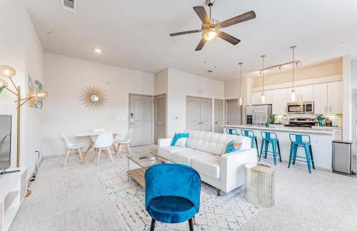 Spacious 2BR King Bed Suites Close to Downtown and Airport - Foto 25