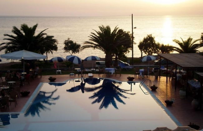 OASIS HOTEL KYPARISSIA - Photo 18