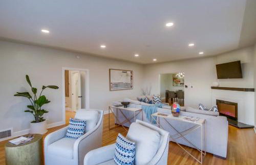 Ultimate Getaway: Spa Game Rooms Firepit Views - Foto 29