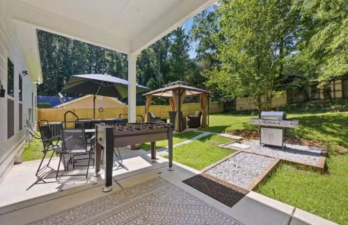 Charming Escape with Hot Tub & Fire Pit Winter Haven! - Foto 35