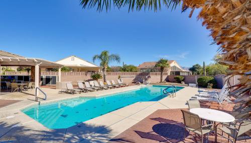 Hot Tub Access and Fire Pit Green Valley Getaway! - Foto 4