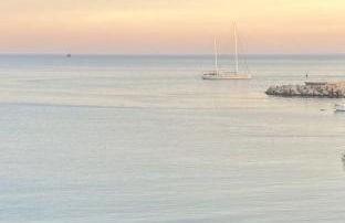 Amazing Beachfront Views - 3 Bedrooms Apartment - Foto 32