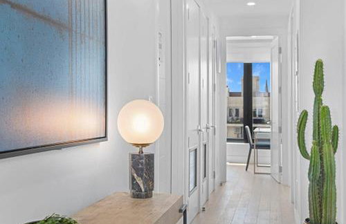 149BK-601 NEW PH 2BR-2Bath Private Rooftop W D - Foto 7