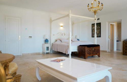 Huge Golf and Spa Mansion 8 min from Puerto Banus - Photo 40