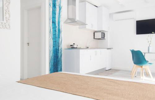 Olivia Apartments TRG - Photo 12