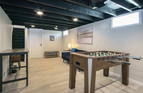 Gorgeous Notre Dame Get Away Comfy Beds WiFi Coffee Games - Foto 21