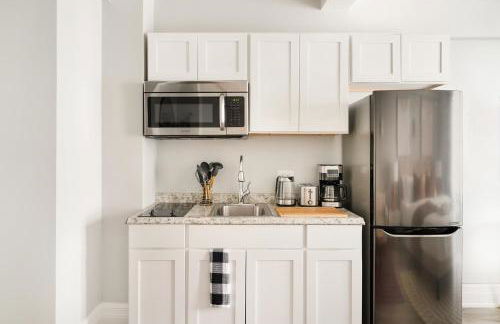 73-1104 New Studio UWS Doorman Gym - Foto 13