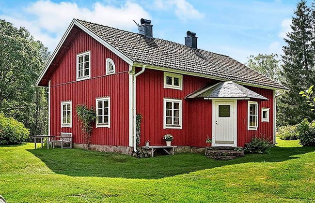 10 Person Holiday Home in Skillingaryd - Foto 1