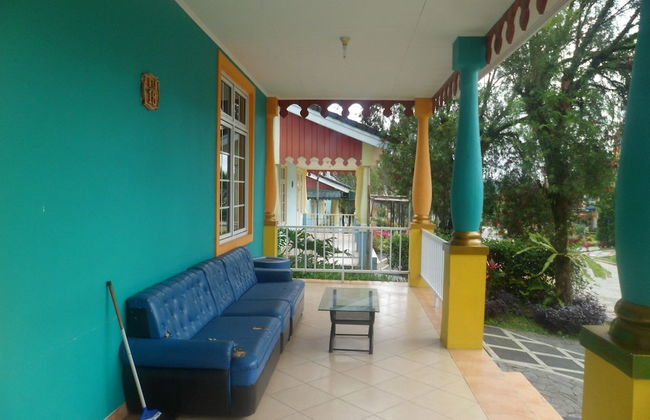 Villa Kota Bunga Violet - Photo 20