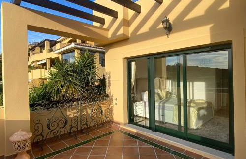 Sunny Retreat with Stunning View - Foto 24