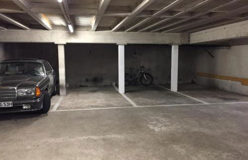 Apartment - zentrumsnah, eigener Parkplatz und großer Balkon ins Grüne - Foto 41