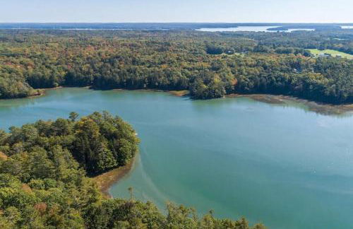 Waterfront, Newly Built, Spacious Apartment! - Foto 24