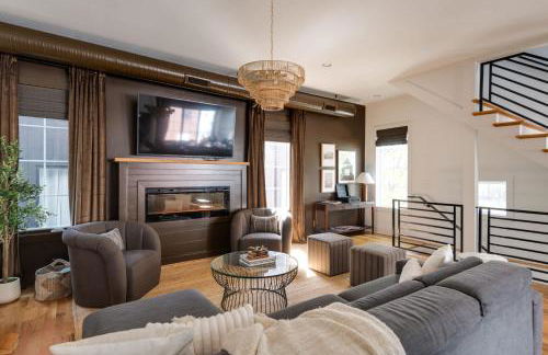 The Gambler - Pool Table Plus Rooftop with Firepit - Foto 1