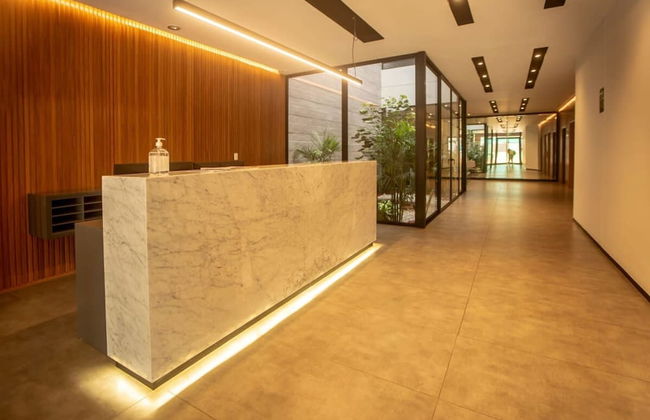 w Elegant 2BR in the Heart of Miraflores - Photo 23