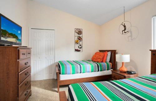 Beautiful 4 Bedroom 3 Bathroom pool & spa Villa villa - Foto 40