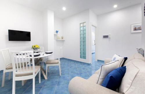 J'Adore Sorrento - Photo 1