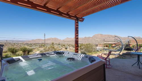 Desert Lily - Sunrise Suite with private hot tub and shared pool - Foto 2