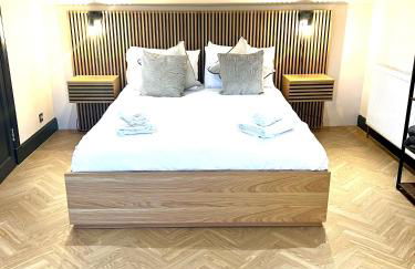 Flora in ApartNest Auchterarder - Photo 6