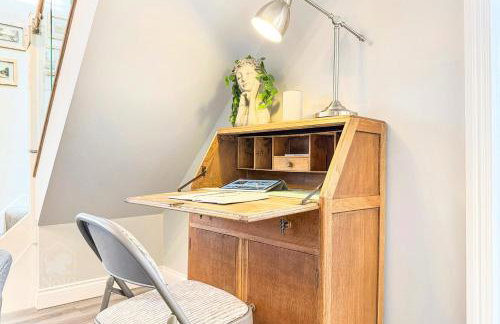 Central, dog friendly, private courtyard - Foto 14