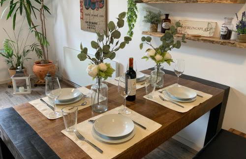 Wunderschöne Altbauwohnung in Toplage - Foto 1