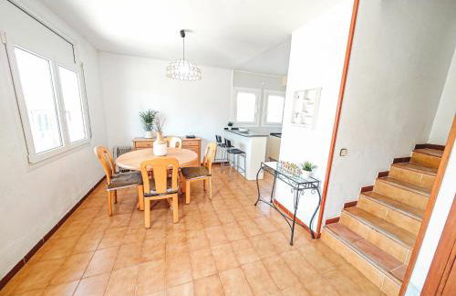 LITORAL COSTA DORADA - VILLA LAURA II Only families - Foto 6