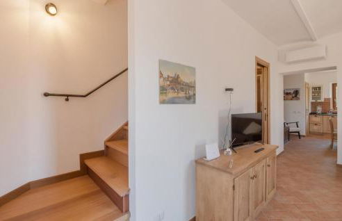 Nice Apartment In Avigliano Umbro - Foto 17