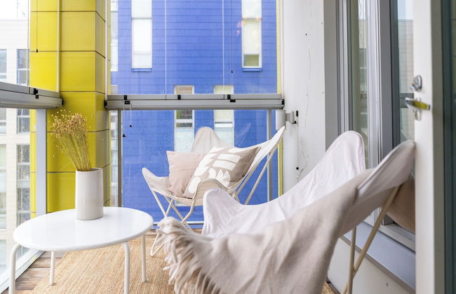 1br with Private Sauna and Balcony - Photo 10