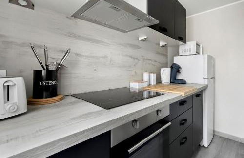 Appartement lumineux, épuré avec balcon et parking - Foto 15