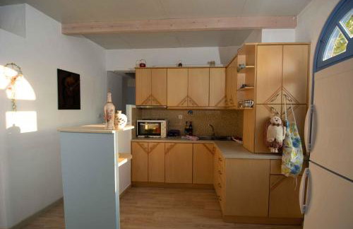 Castri House - Photo 10