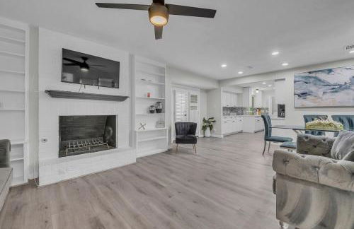 Cozy 5BR Home Sleeps 12 Near Downtown Austin and Tesla - Foto 37