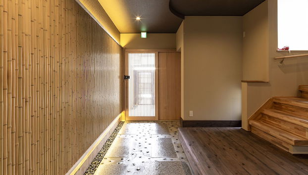 hisashi - Foto 4, Recepción