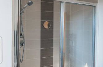 Top-Floor 2-Bed Near Braehead - Foto 27